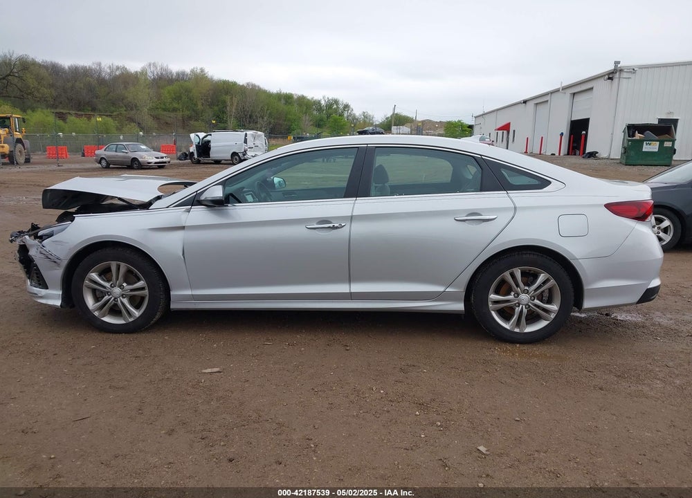 2019 HYUNDAI SONATA VIN: 5NPE34AF3KH753809