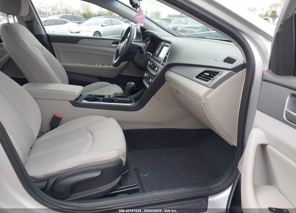 2019 HYUNDAI SONATA VIN: 5NPE34AF3KH753809