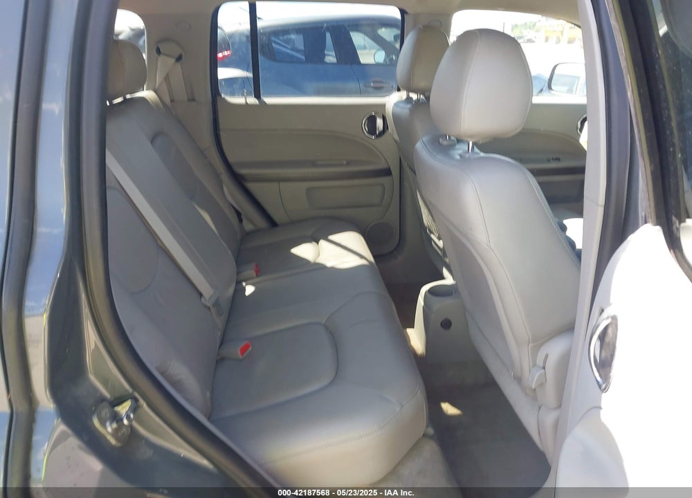 2008 CHEVROLET HHR LT VIN: 3GNCA53P88S674571
