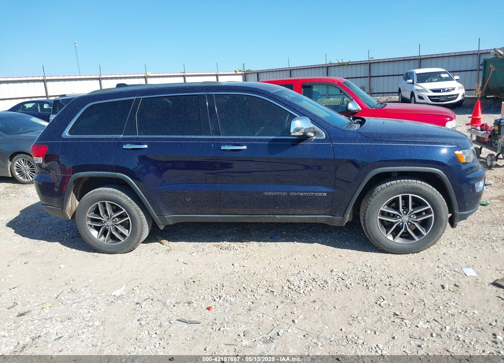 2017 JEEP GRAND CHEROKEE VIN: 1C4RJEBG9HC677036