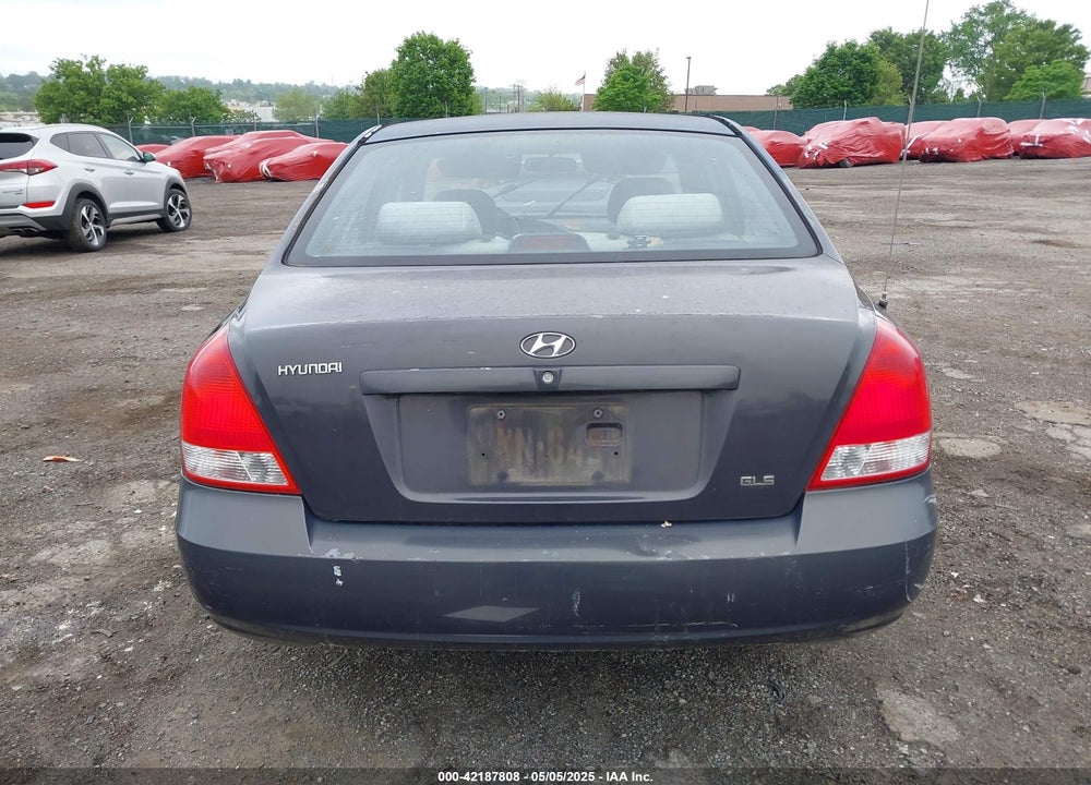 2002 HYUNDAI ELANTRA VIN: KMHDN45D62U449079