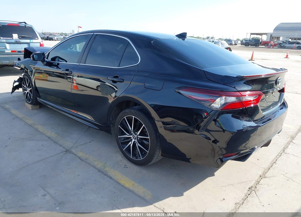 2021 TOYOTA CAMRY VIN: 4T1G11AK8MU594896
