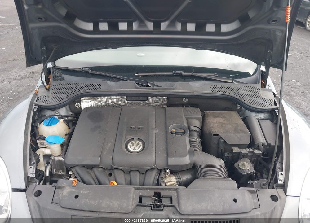 2012 VOLKSWAGEN BEETLE VIN: 3VWFP7AT2CM640328
