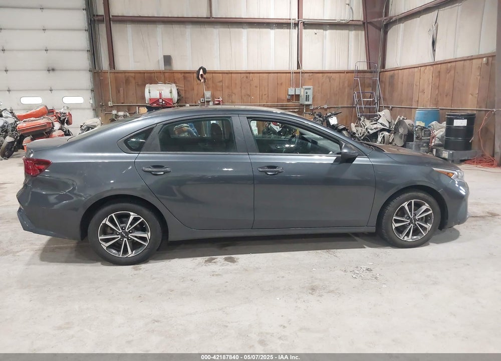 2023 KIA FORTE VIN: 3KPF24AD9PE691351