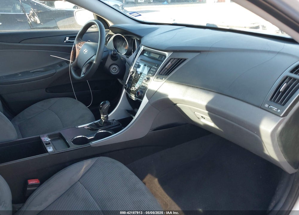 2012 HYUNDAI SONATA VIN: 5NPEB4AC8CH467819