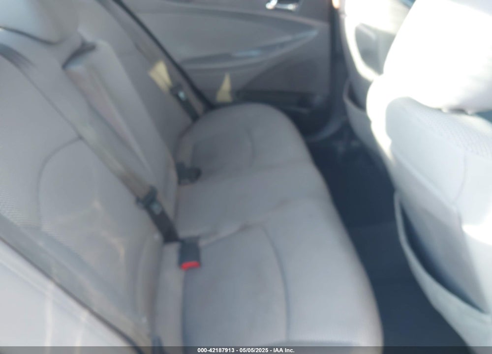 2012 HYUNDAI SONATA VIN: 5NPEB4AC8CH467819