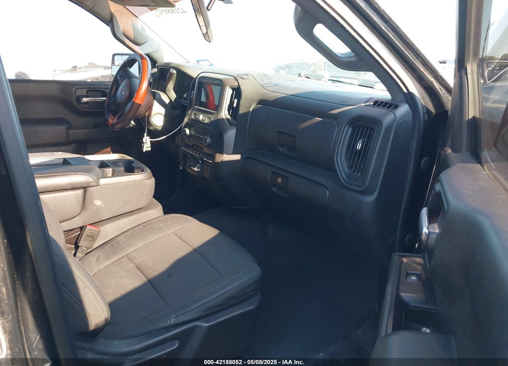 2019 CHEVROLET SILVERADO 1500 VIN: 3GCPWBEH8KG230570