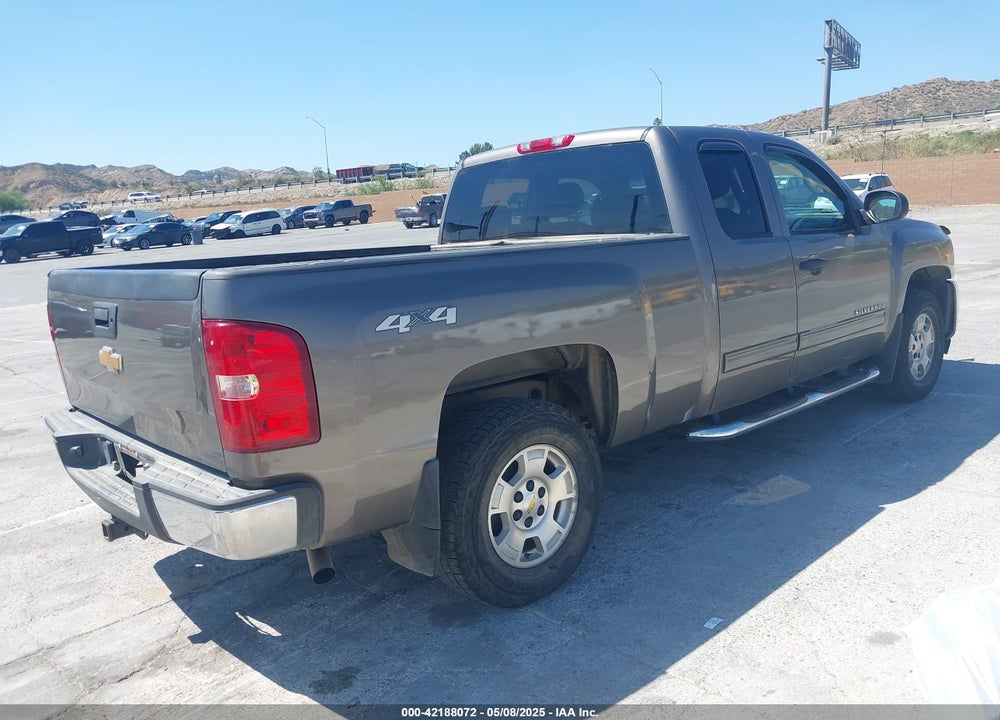 2013 CHEVROLET SILVERADO 1500 VIN: 1GCRKSE74DZ182676