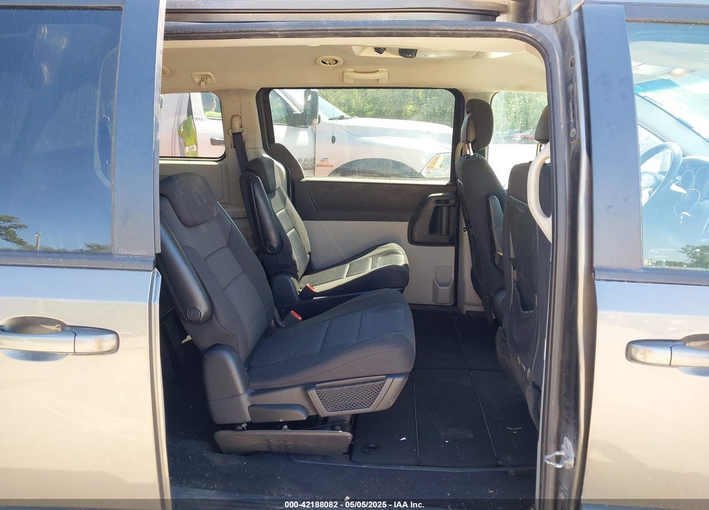 2010 DODGE GRAND CARAVAN HERO VIN: 2D4RN3D12AR389862