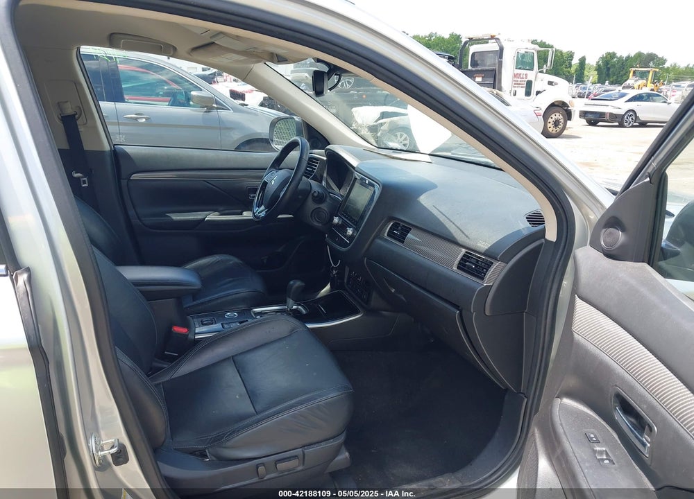 2020 MITSUBISHI OUTLANDER VIN: JA4AZ3A34LZ040810