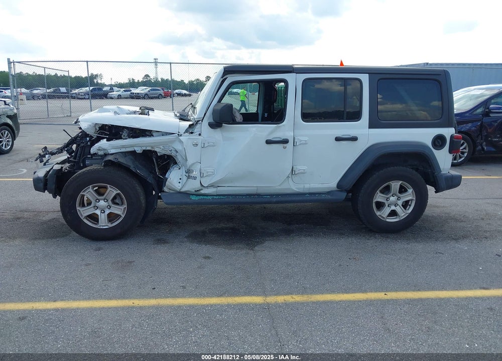 2018 JEEP WRANGLER UNLIMITED SPORT S 4X4 VIN: 1C4HJXDG2JW127282