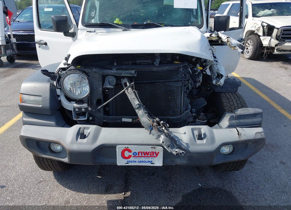 2018 JEEP WRANGLER UNLIMITED SPORT S 4X4 VIN: 1C4HJXDG2JW127282