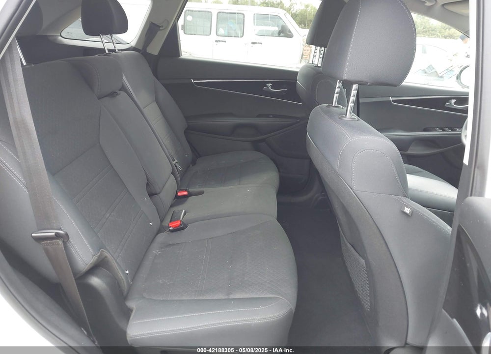 2020 KIA SORENTO VIN: 5XYPGDA39LG639034