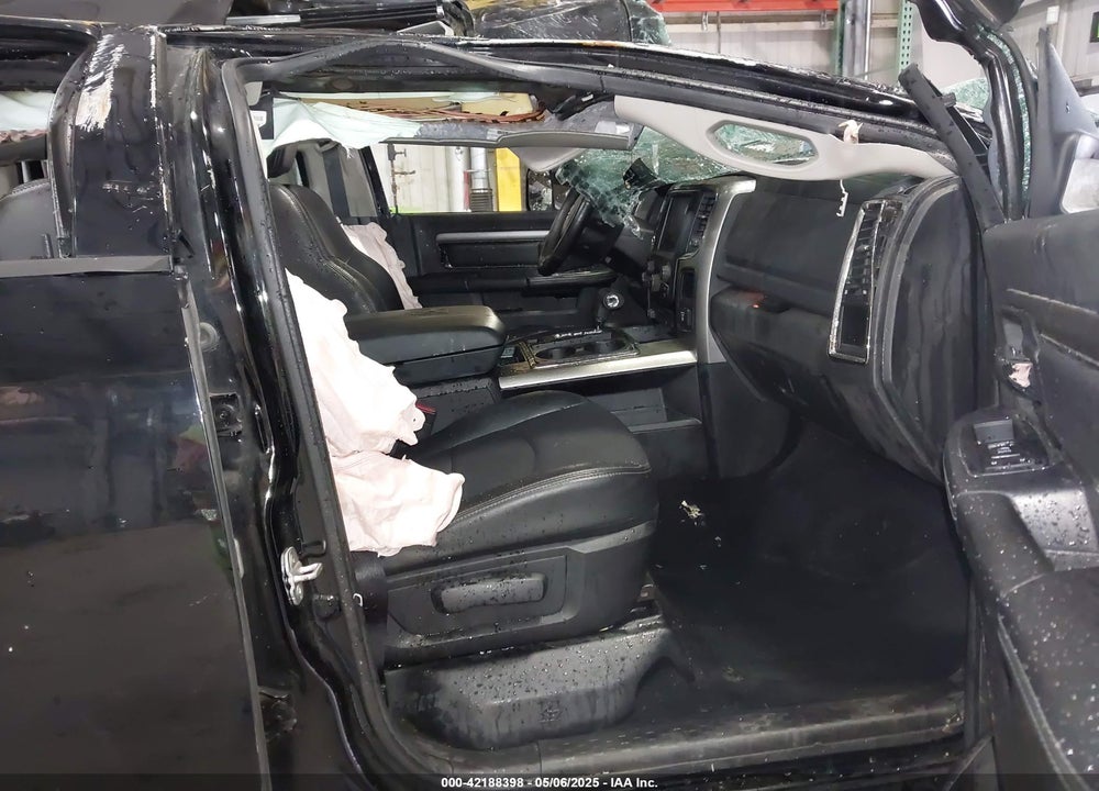 2013 RAM 1500 VIN: 1C6RR7MT2DS629674