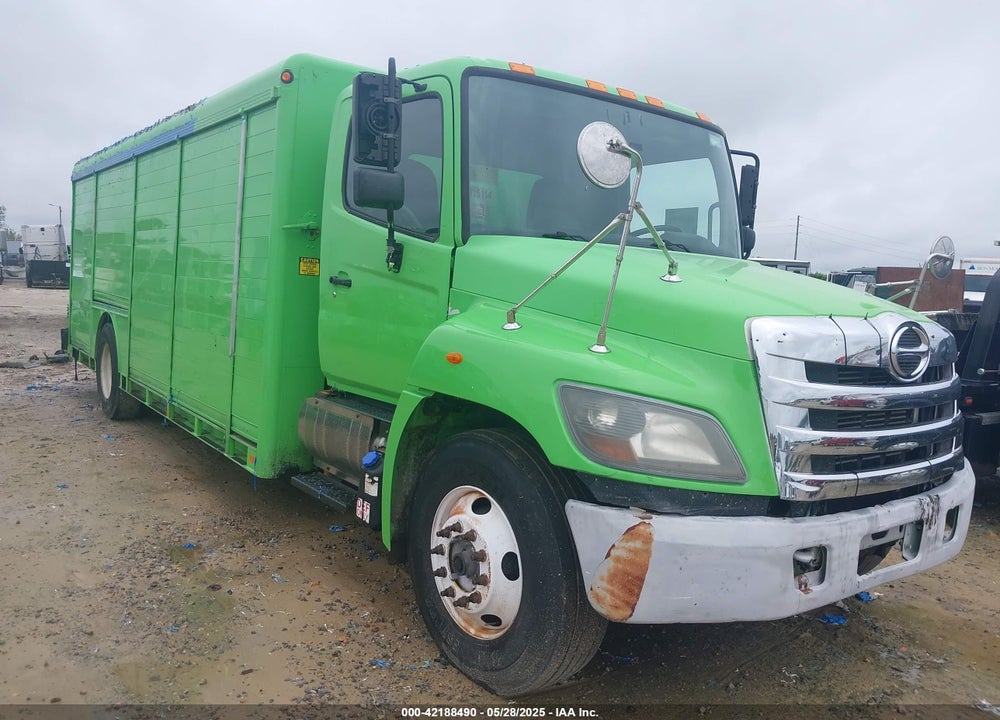 2015 HINO 338 VIN: 5PVNV8JT8F4S53681