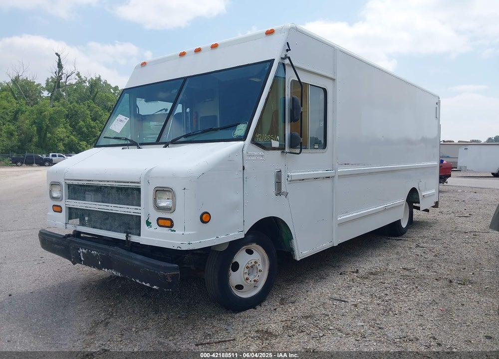 2004 WORKHORSE CUSTOM CHASSIS FORWARD CONTROL CHASSIS P4500 VIN: 5B4KP42R643382777