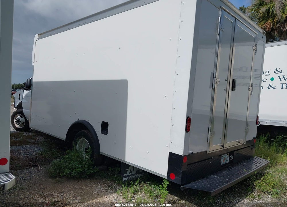 2024 FORD E-350 CUTAWAY VIN: 1FDWE3FN1RDD45815