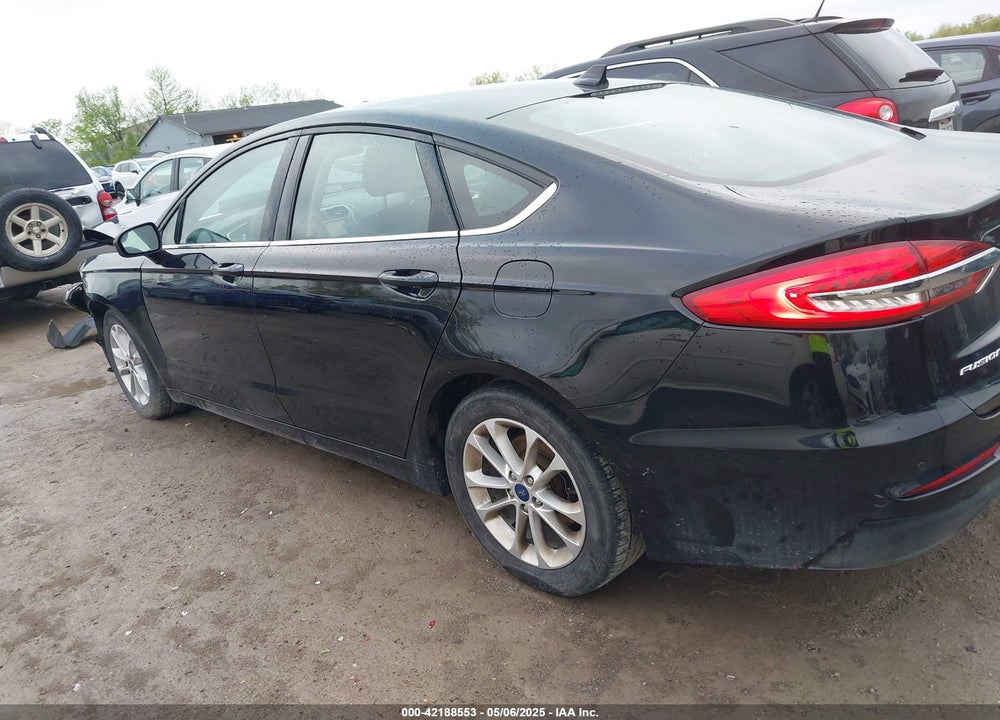 2019 FORD FUSION VIN: 3FA6P0HD4KR249679