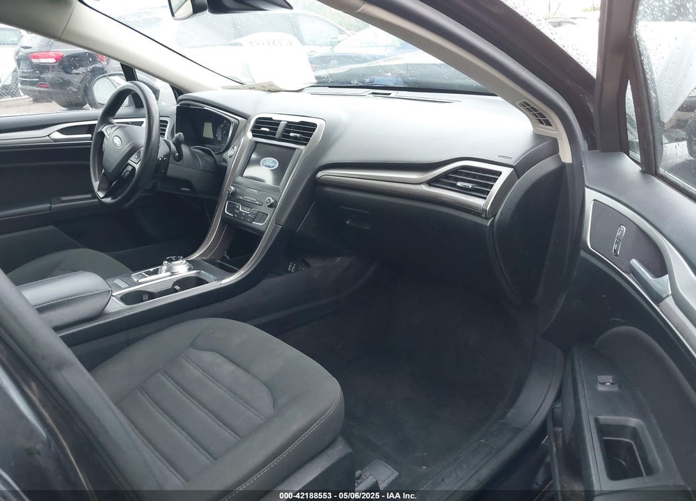 2019 FORD FUSION VIN: 3FA6P0HD4KR249679