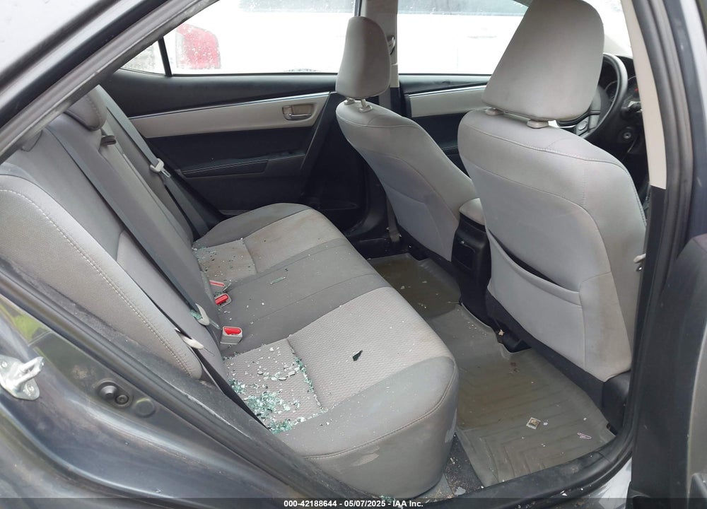 2015 TOYOTA COROLLA LE VIN: 5YFBURHE1FP269334