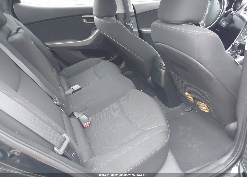 2015 HYUNDAI ELANTRA SE VIN: 5NPDH4AE5FH589344
