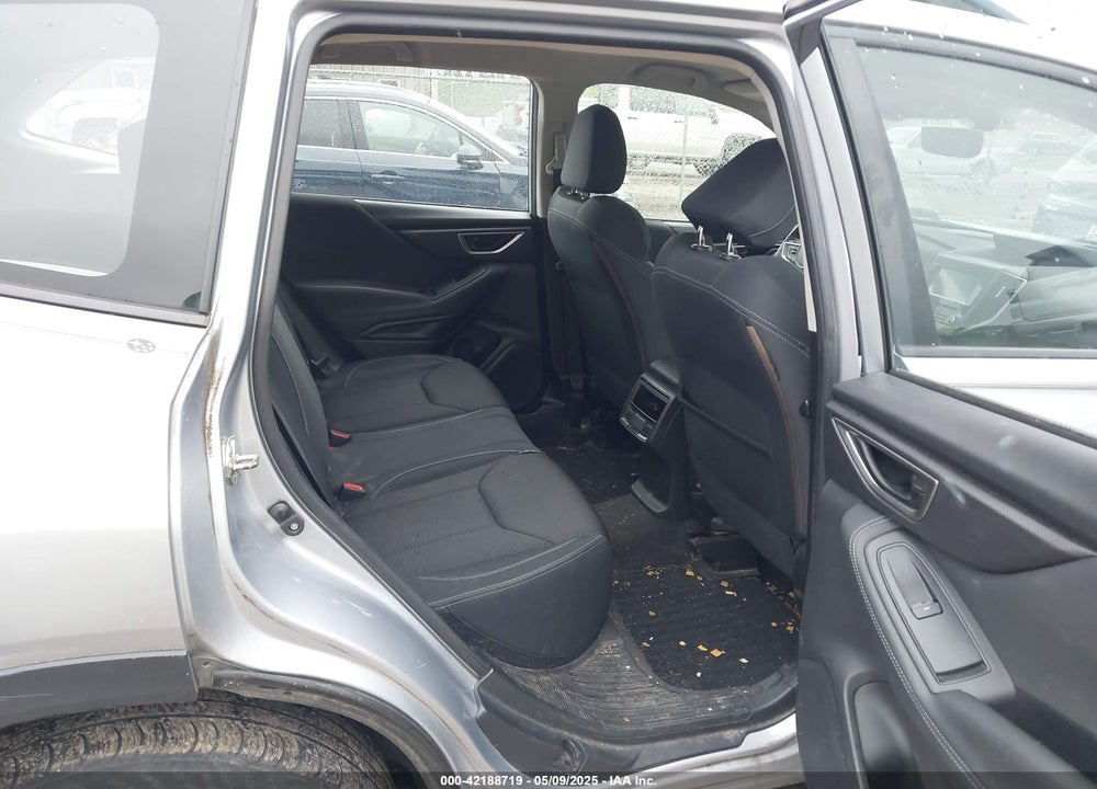 2019 SUBARU FORESTER VIN: JF2SKACC8KH474136