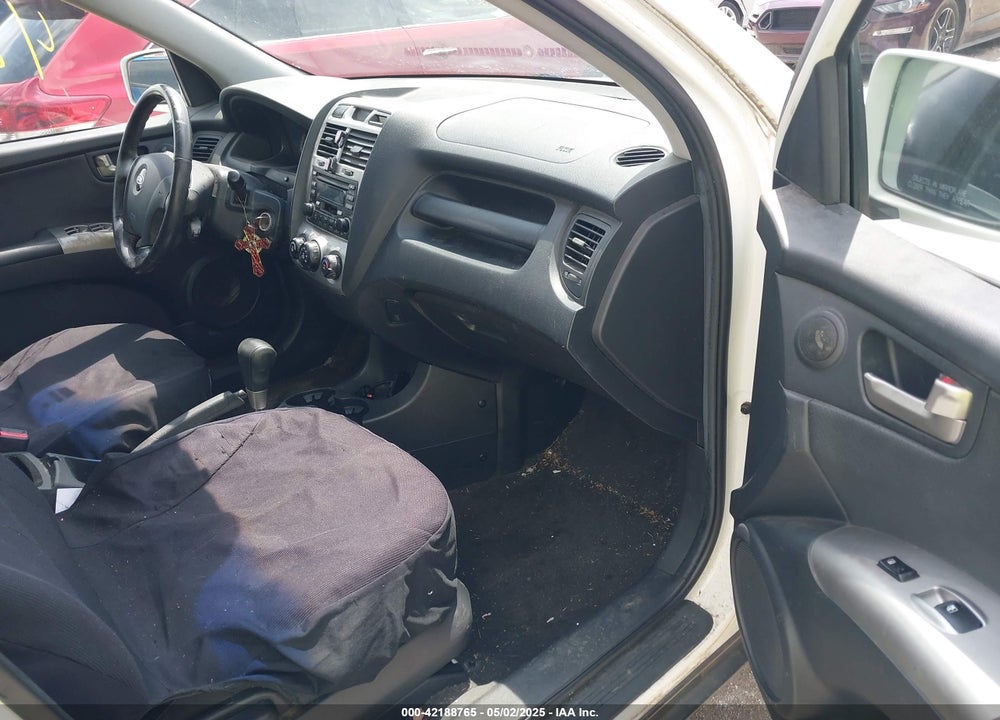 2006 KIA SPORTAGE VIN: KNDJE723867146717