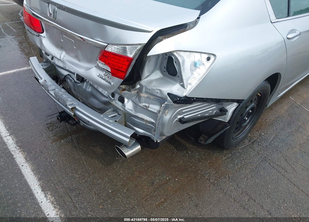 2013 HONDA ACCORD VIN: 1HGCR3F98DA036756