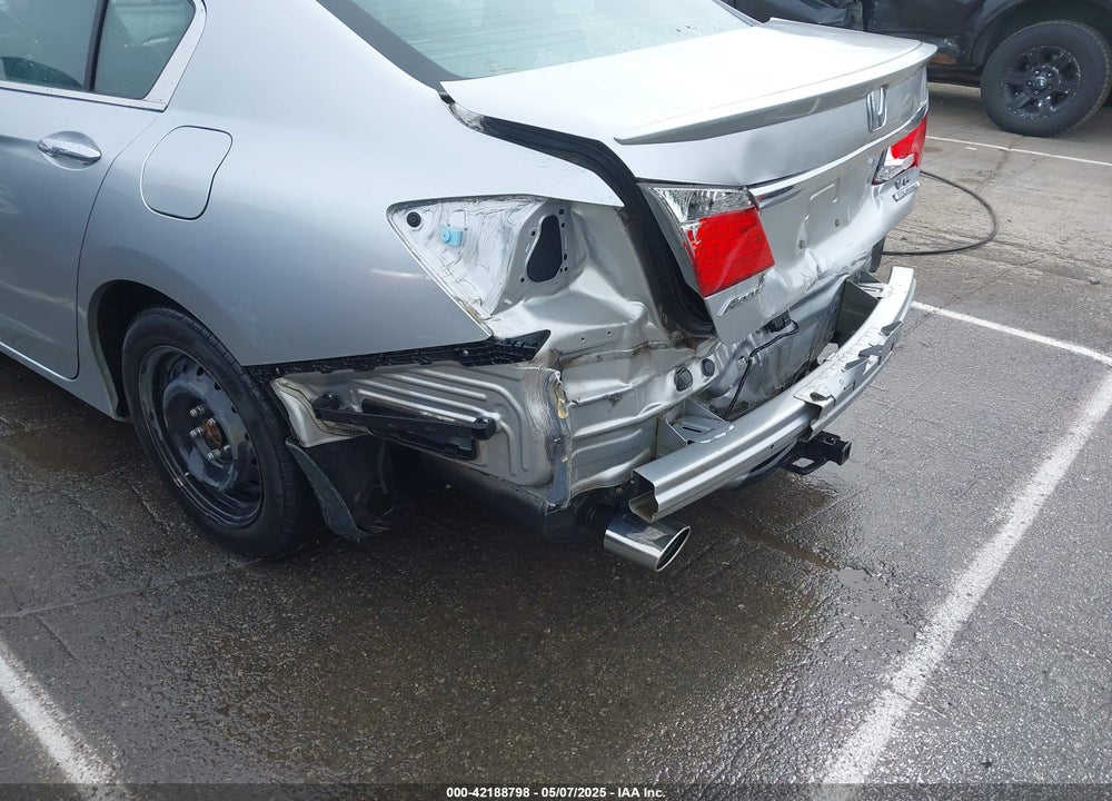 2013 HONDA ACCORD VIN: 1HGCR3F98DA036756