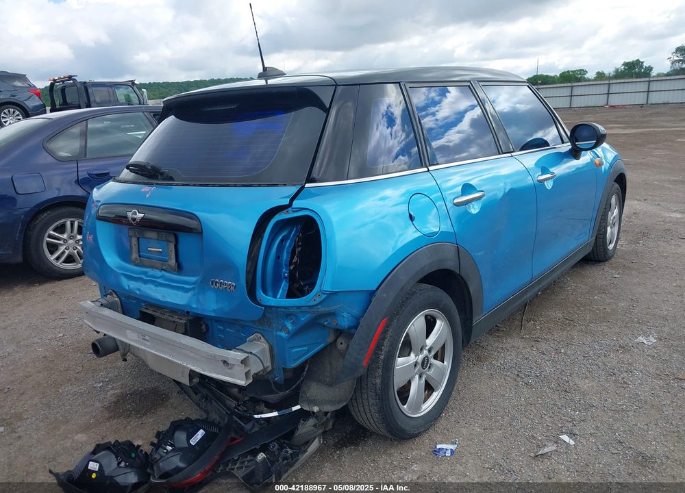 2016 MINI HARDTOP VIN: WMWXU1C54G2D12983