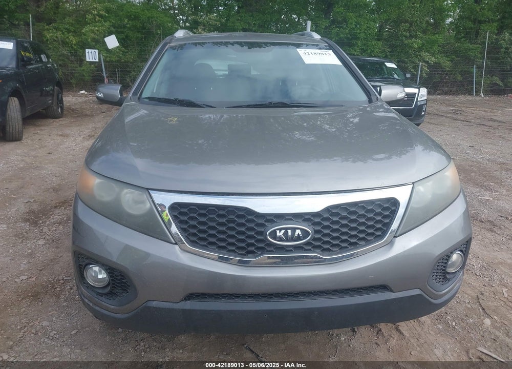 2012 KIA SORENTO LX VIN: 5XYKT3A63CG192906