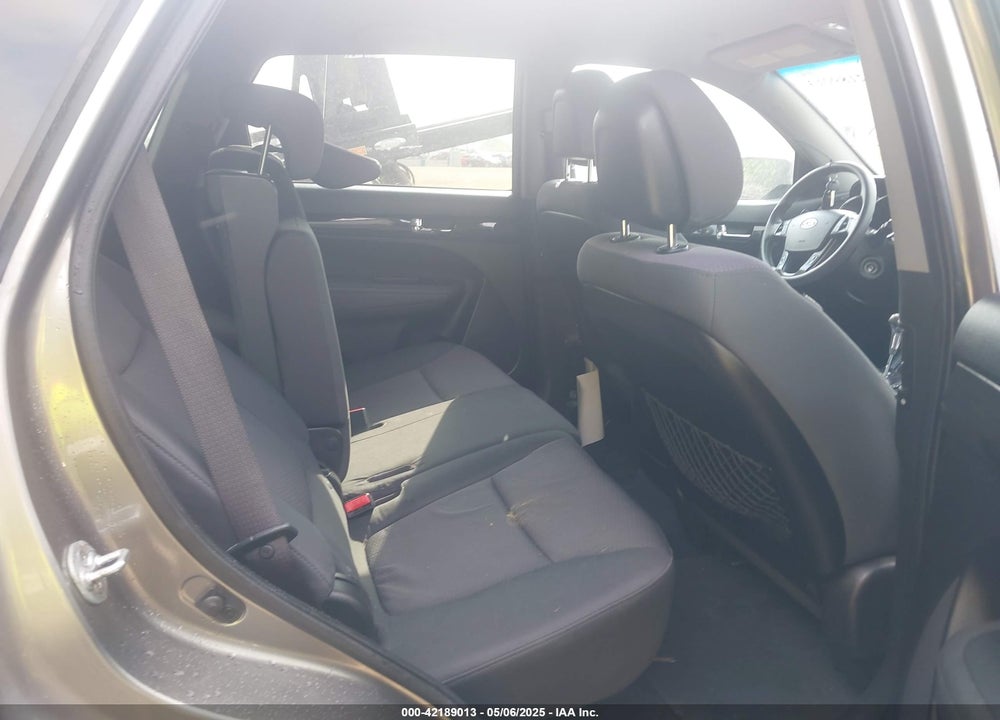 2012 KIA SORENTO LX VIN: 5XYKT3A63CG192906