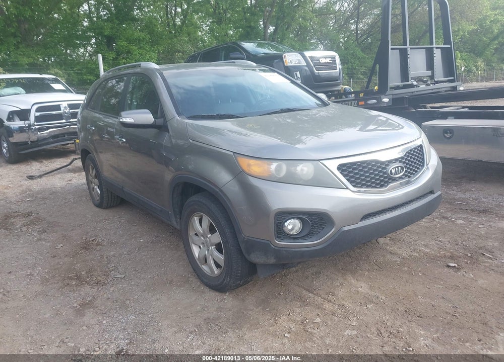 2012 KIA SORENTO LX VIN: 5XYKT3A63CG192906