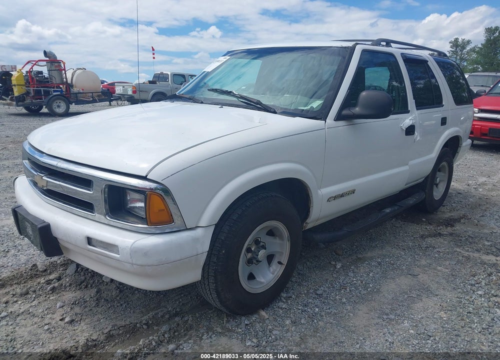 1997 CHEVROLET BLAZER LS VIN: 1GNCS13W4V2255783