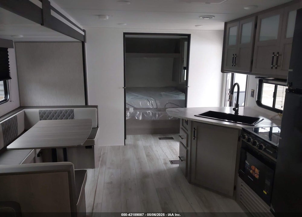 2025 KEYSTONE OTHER VIN: 4YDTH1M27S7240368