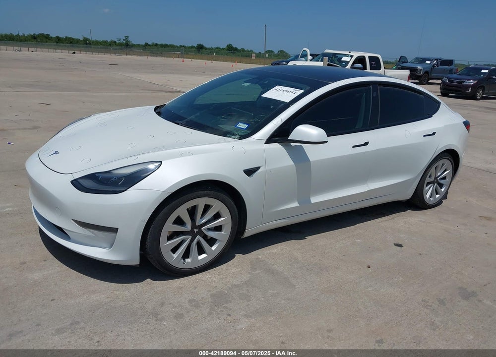2021 TESLA MODEL 3 STANDARD RANGE PLUS REAR-WHEEL DRIVE VIN: 5YJ3E1EA2MF020585
