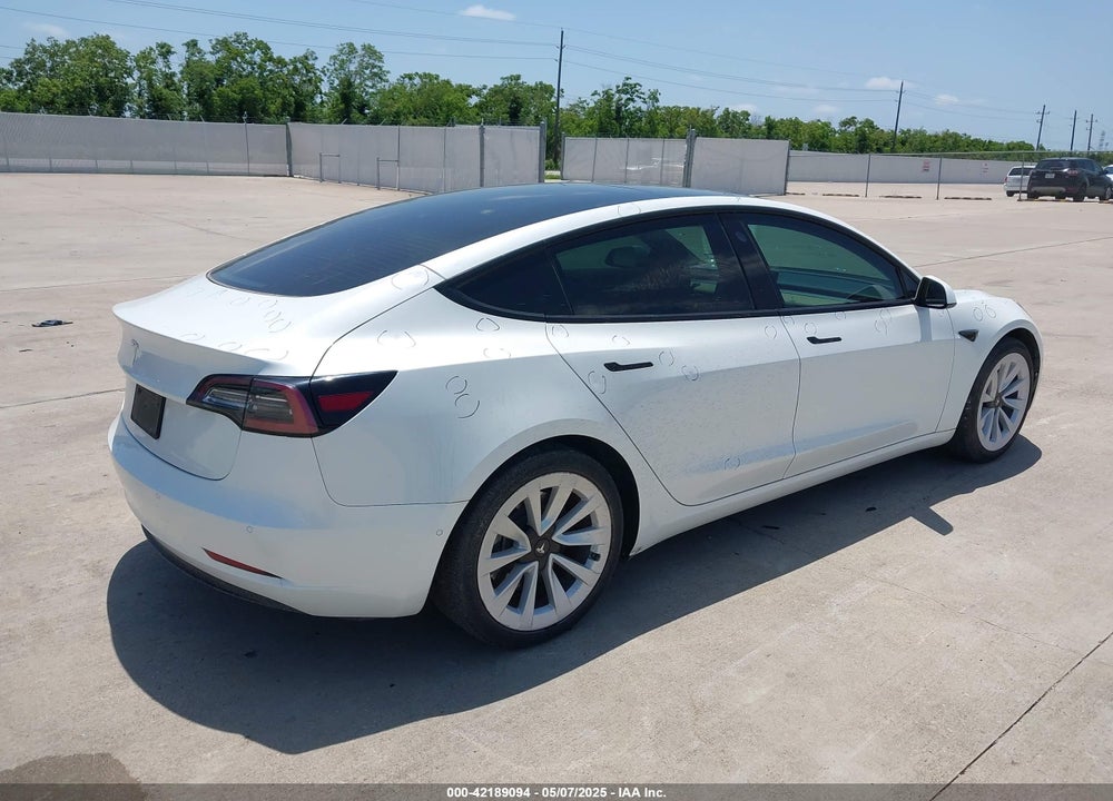 2021 TESLA MODEL 3 STANDARD RANGE PLUS REAR-WHEEL DRIVE VIN: 5YJ3E1EA2MF020585