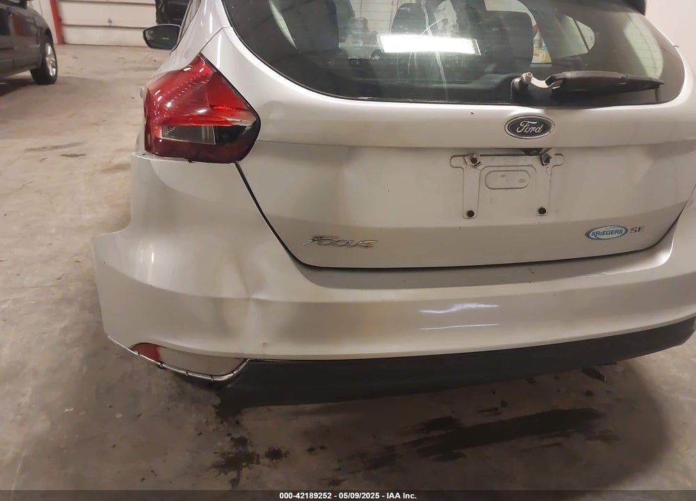 2017 FORD FOCUS VIN: 1FADP3K21HL278743