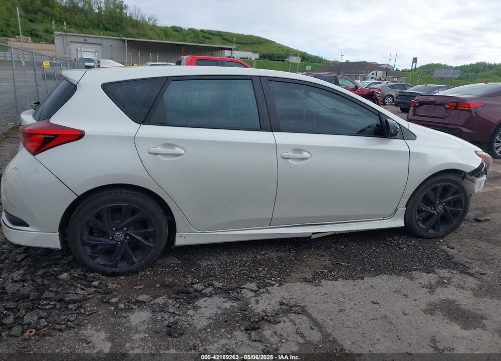 2017 TOYOTA COROLLA IM VIN: JTNKARJE3HJ548712