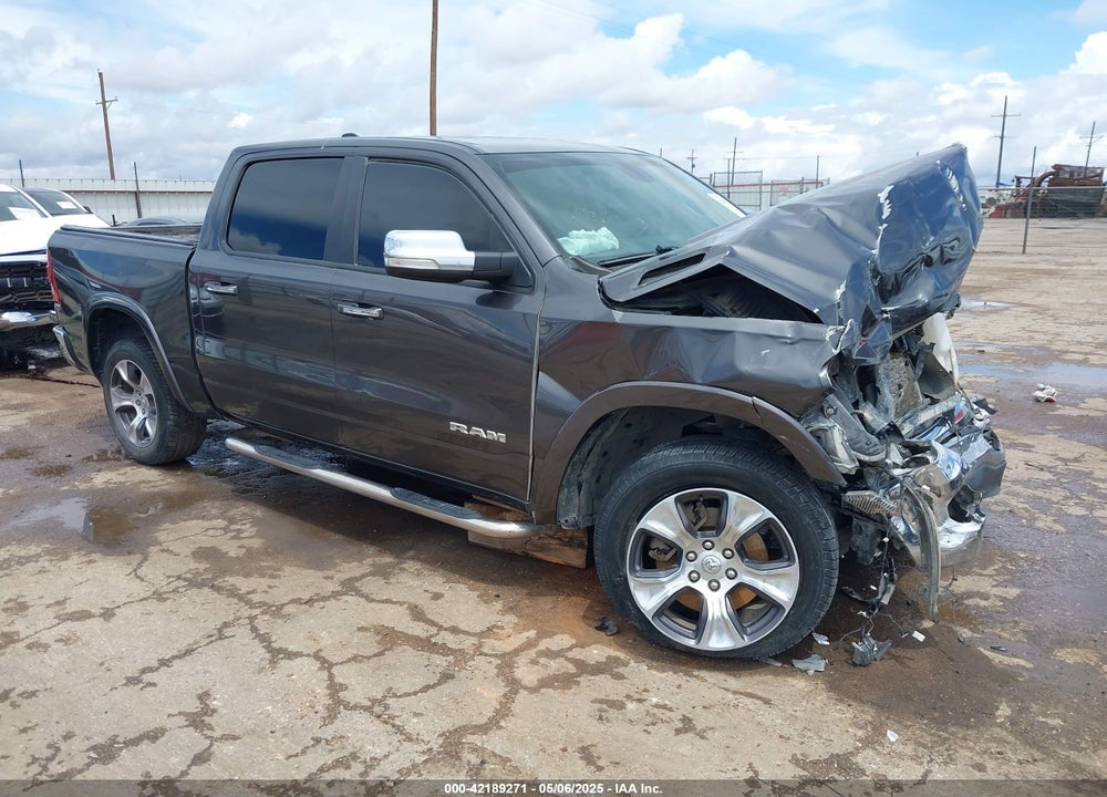 2019 RAM 1500 LAIE  4X4 5'7 BOX VIN: 1C6SRFJT4KN773657