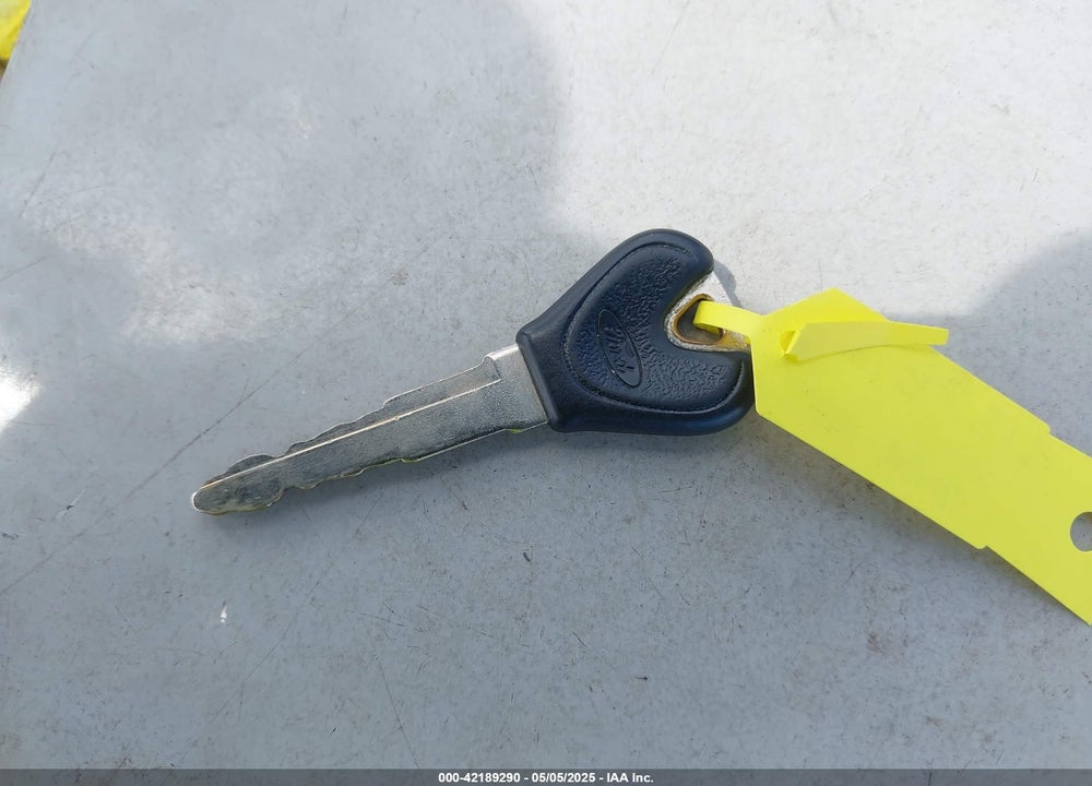2000 FORD ESCORT ZX2 VIN: 3FAKP1137YR227044
