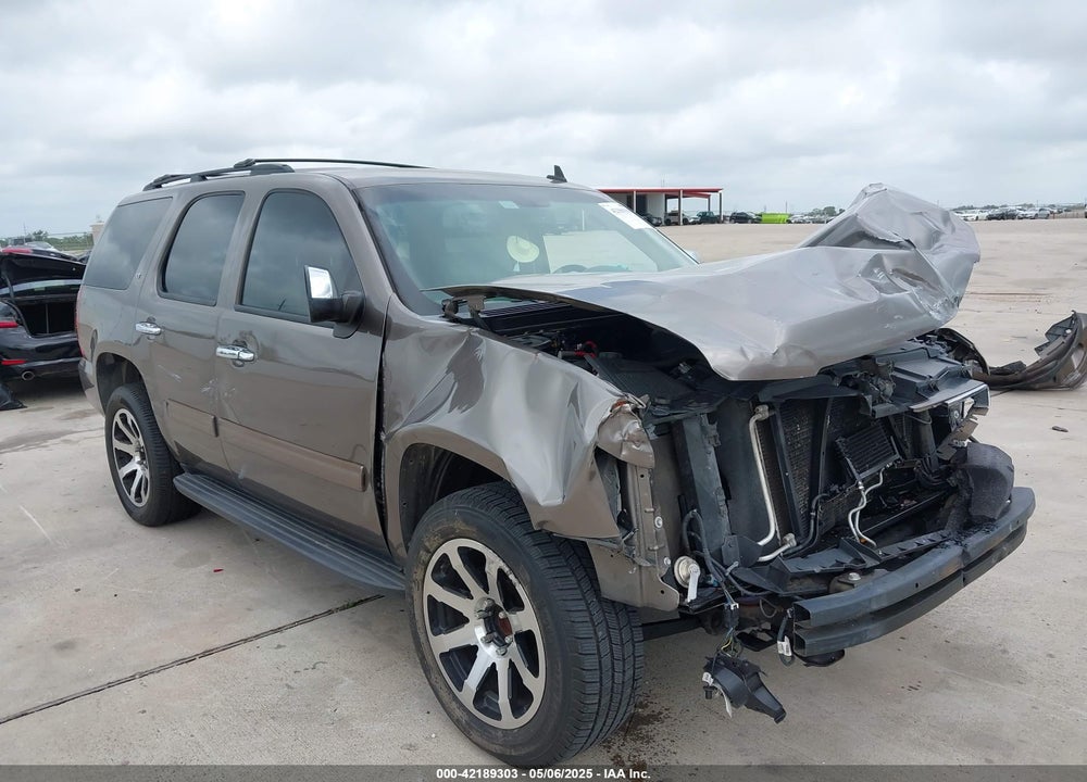 2011 CHEVROLET TAHOE LT VIN: 1GNSCBE02BR342186