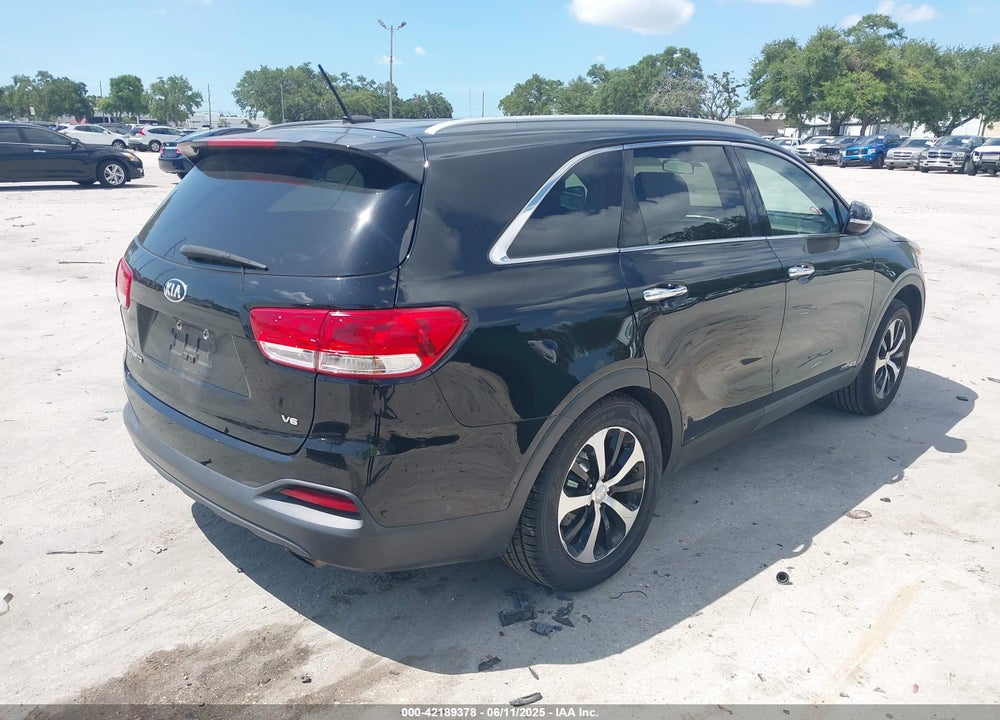 2017 KIA SORENTO VIN: 5XYPGDA51HG330957