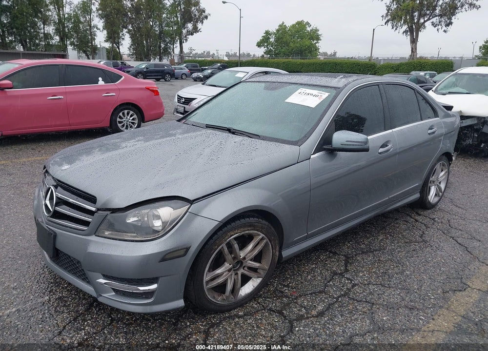 2014 MERCEDES-BENZ C-CLASS C 250 SPORT/LUXURY VIN: WDDGF4HBXEG253583