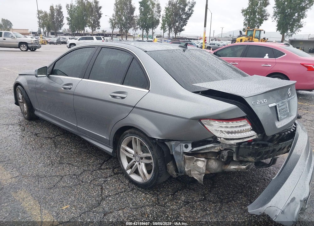 2014 MERCEDES-BENZ C-CLASS C 250 SPORT/LUXURY VIN: WDDGF4HBXEG253583