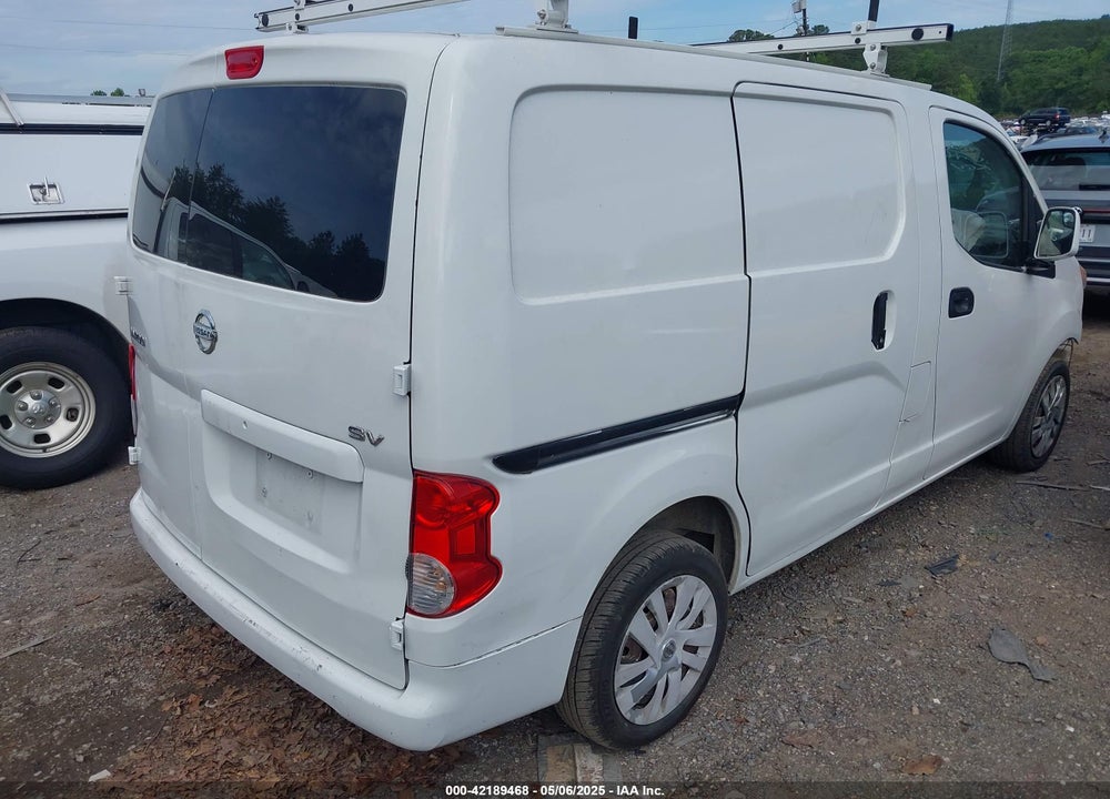 2014 NISSAN NV200 SV VIN: 3N6CM0KN2EK692138