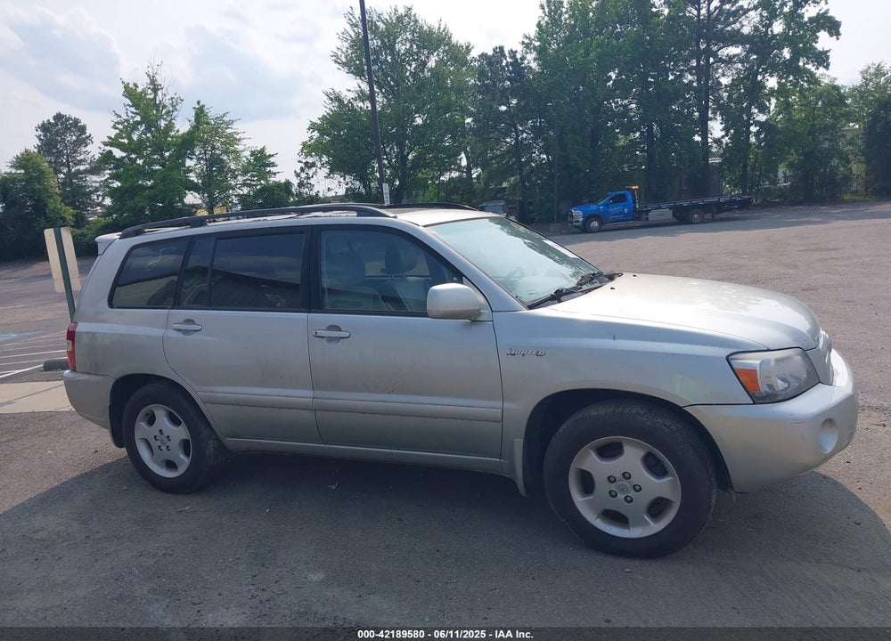 2005 TOYOTA HIGHLANDER LIMITED V6 VIN: JTEDP21A550085372
