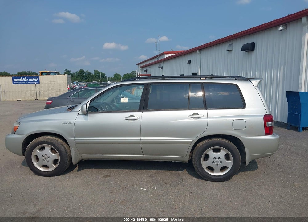 2005 TOYOTA HIGHLANDER LIMITED V6 VIN: JTEDP21A550085372