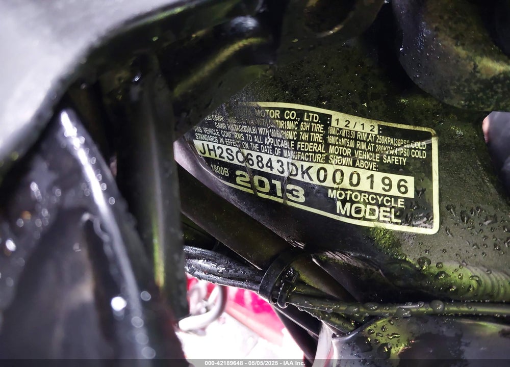 2013 HONDA GL1800 B VIN: JH2SC6843DK000196