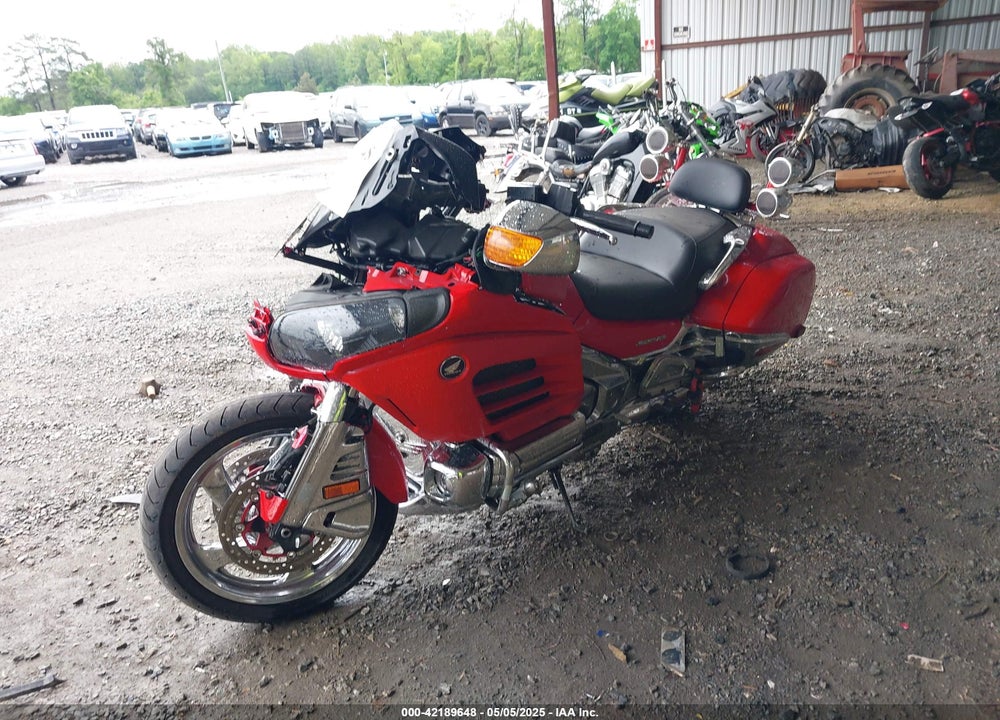 2013 HONDA GL1800 B VIN: JH2SC6843DK000196